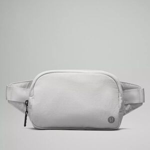 Lululemon Everywhere Belt Bag 1L Ripstop. NWT